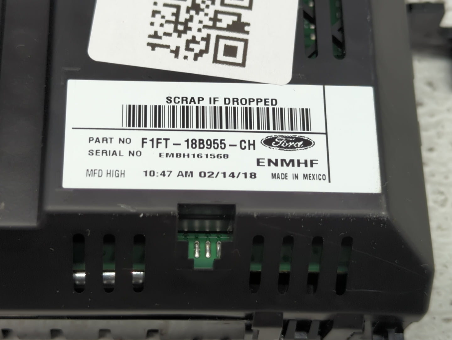 2015-2018 Ford Focus Information Display Screen - Oemusedautoparts1.com
