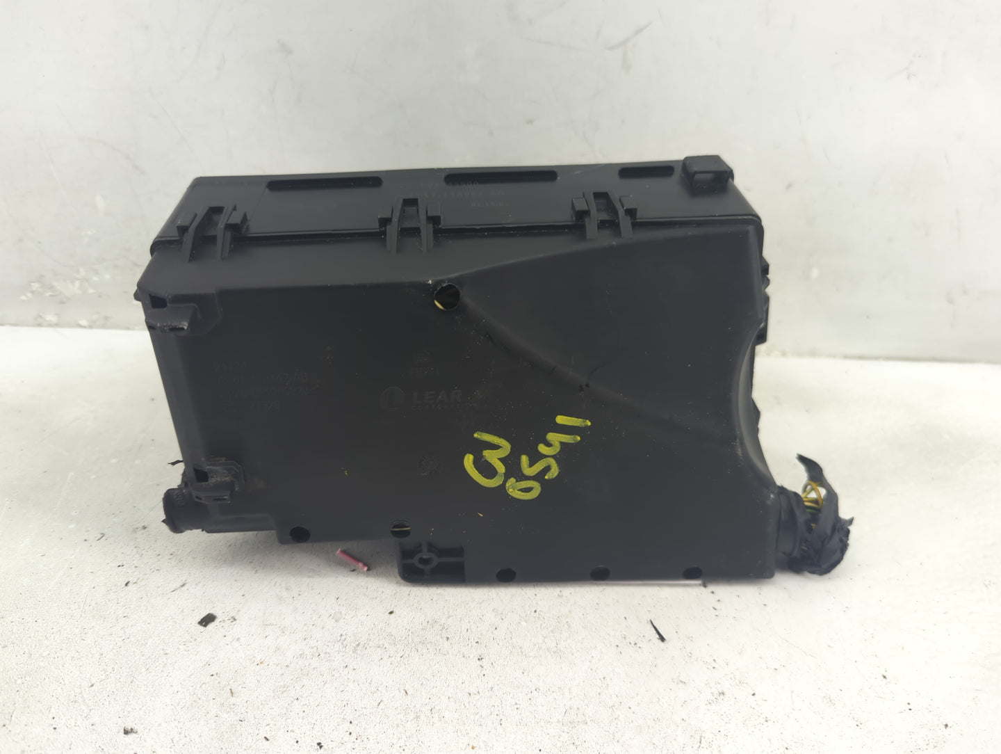 2017-2018 Ford Focus Fusebox Fuse Box Panel Relay Module P/N:GJ7T-14A076-BA Fits Fits 2017 2018 OEM Used Auto Parts - Oemuse