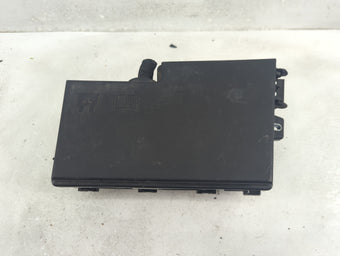 compare product 2017-2018 Ford Focus Fusebox Fuse Box Panel Relay Module P/N:GJ7T-14A076-BA Fits Fits 2017 2018 OEM Used Auto Parts