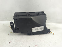 2017-2018 Ford Focus Fusebox Fuse Box Panel Relay Module P/N:GJ7T-14A076-BA Fits Fits 2017 2018 OEM Used Auto Parts - Oemuse