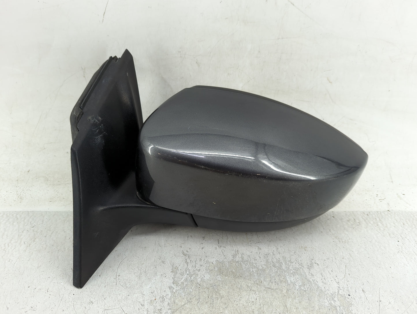 2018 Ford Focus Driver Side View Mirror - Left Door Mirror OEM Used - Oemusedautoparts1.com