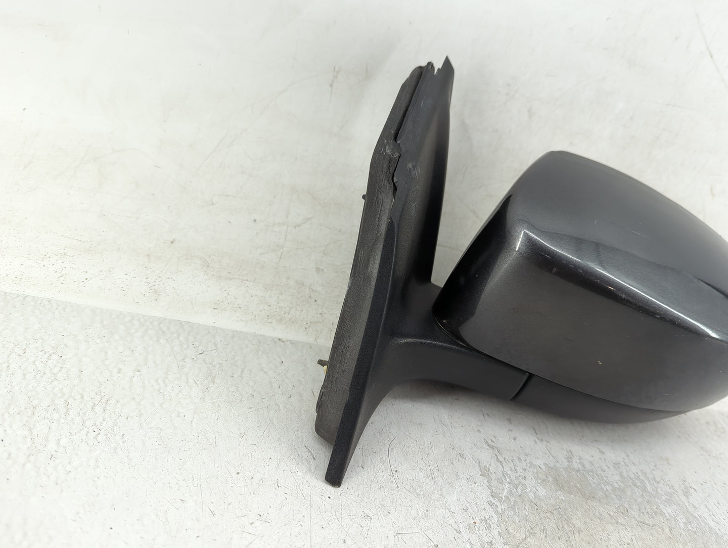 2018 Ford Focus Driver Side View Mirror - Left Door Mirror OEM Used - Oemusedautoparts1.com