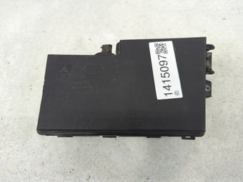 compare product 2017-2018 Ford Focus Fusebox Fuse Box Panel Relay Module P/N:GJ7T-14A076-BA Fits Fits 2017 2018 OEM Used Auto Parts