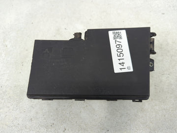 2017-2018 Ford Focus Fusebox Fuse Box Panel Relay Module P/N:GJ7T-14A076-BA Fits Fits 2017 2018 OEM Used Auto Parts - Oemuse