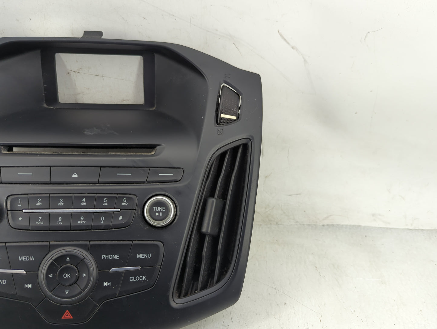 2015-2018 Ford Focus Radio Control Panel - Oemusedautoparts1.com