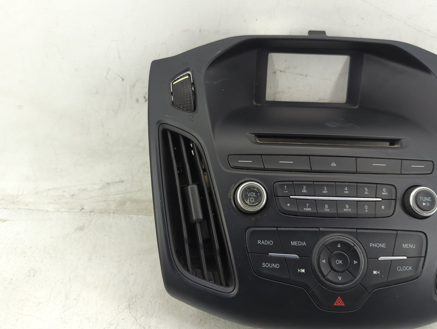 2015-2018 Ford Focus Radio Control Panel - Oemusedautoparts1.com