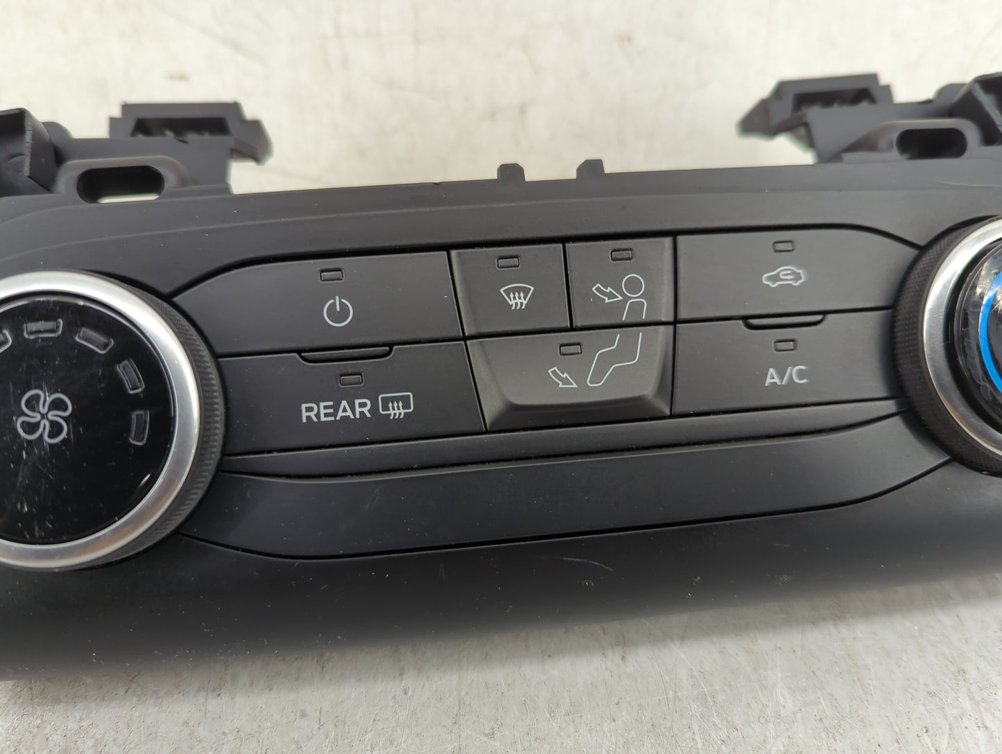 2015-2018 Ford Focus Climate Control Module Temperature AC/Heater Replacement Fits Fits 2015 2016 2017 2018 OEM Used Auto Pa