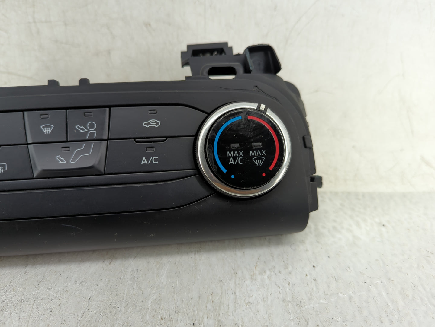 2015-2018 Ford Focus Climate Control Module Temperature AC/Heater Replacement Fits Fits 2015 2016 2017 2018 OEM Used Auto Pa