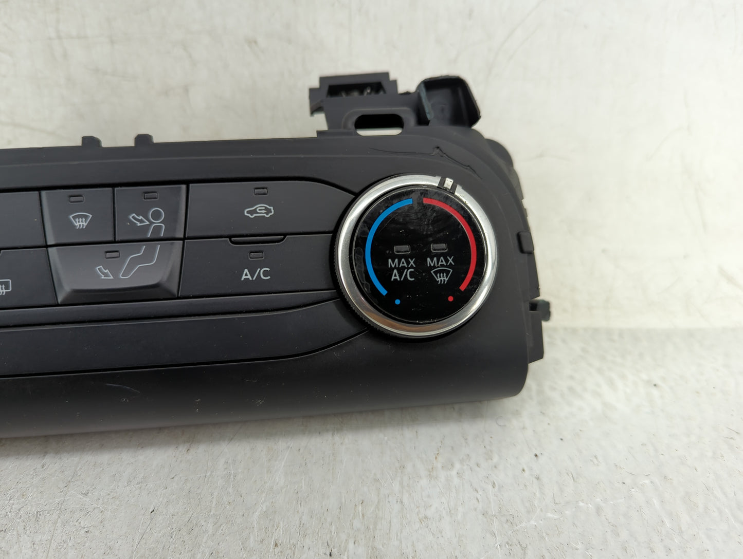 2015-2018 Ford Focus Climate Control Module Temperature AC/Heater Replacement Fits Fits 2015 2016 2017 2018 OEM Used Auto Pa