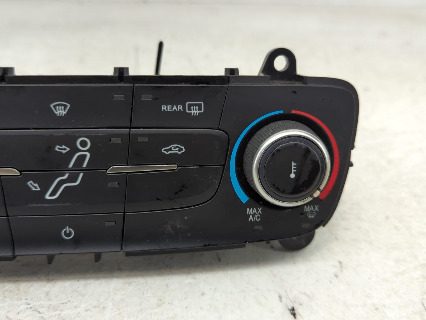 2015-2018 Ford Focus Climate Control Module Temperature AC/Heater Replacement P/N:F1ET-19980-JJ Fits Fits 2015 2016 2017 201