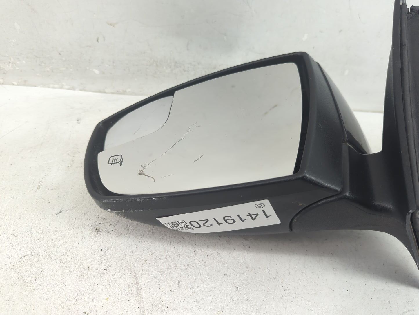 2015-2018 Ford Focus Driver Side View Mirror - Left Door Mirror OEM Used - Oemusedautoparts1.com