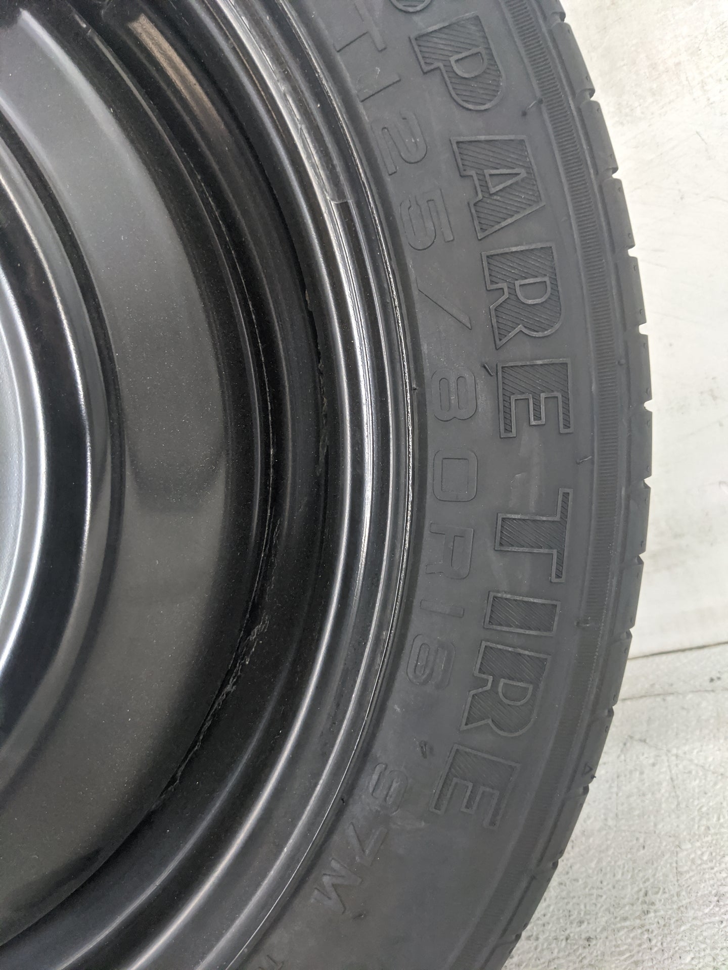 2012-2018 Ford Focus Spare Donut Tire Wheel Rim Oem 1420863 - Oemusedautoparts1.com