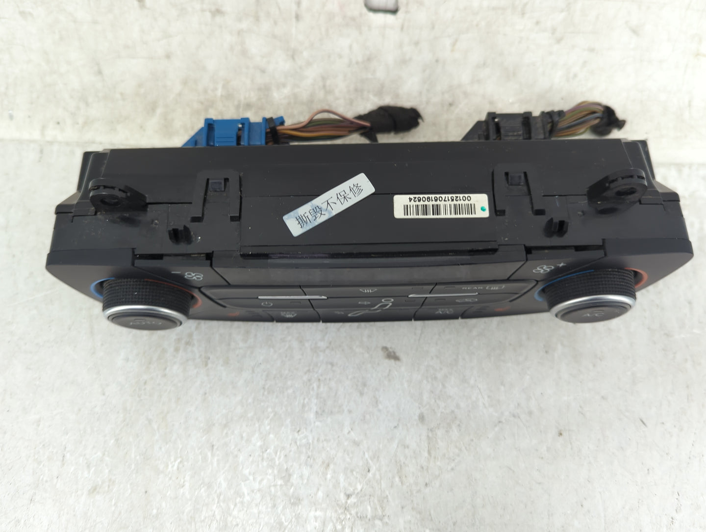 2015-2018 Ford Focus Climate Control Module Temperature AC/Heater Replacement P/N:F1ET-18C612-CJ Fits Fits 2015 2016 2017 20
