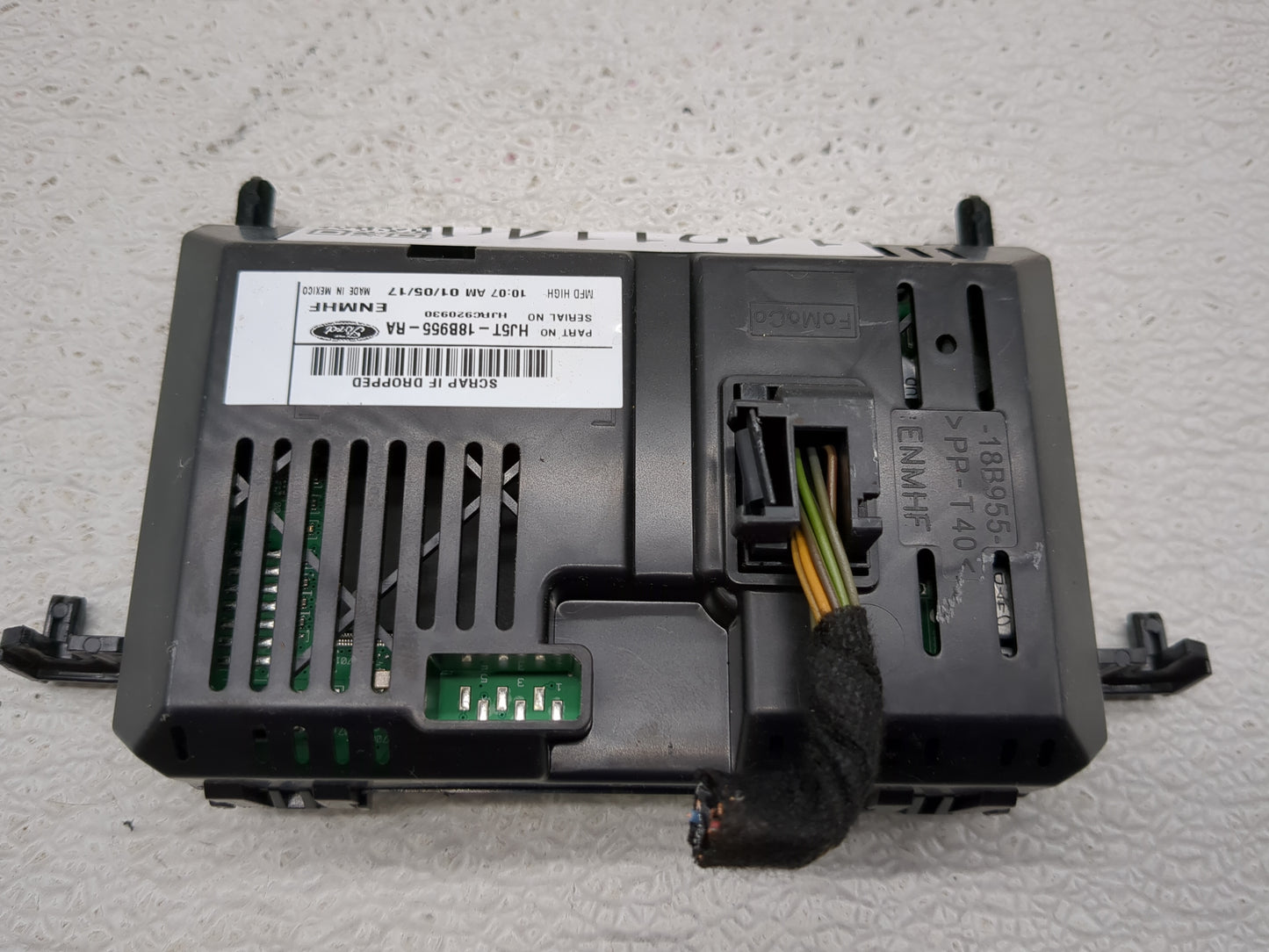 2015-2018 Ford Focus Information Display Screen - Oemusedautoparts1.com