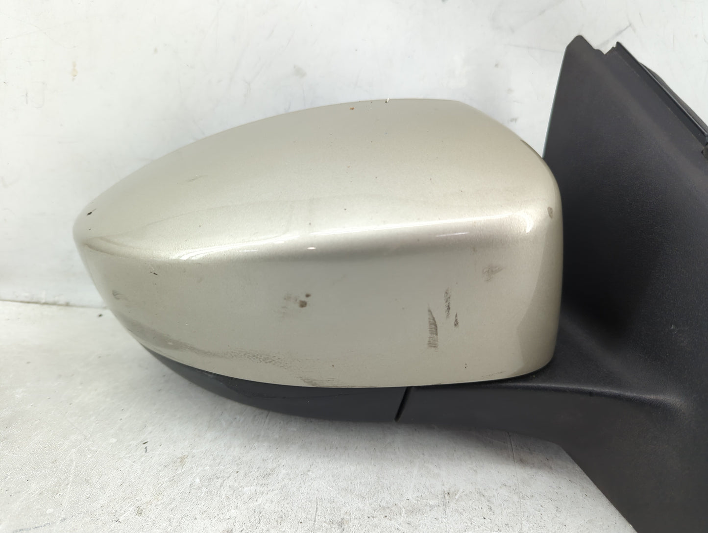 2018 Ford Focus Passenger Side View Mirror - Right Door Mirror OEM Used - Oemusedautoparts1.com