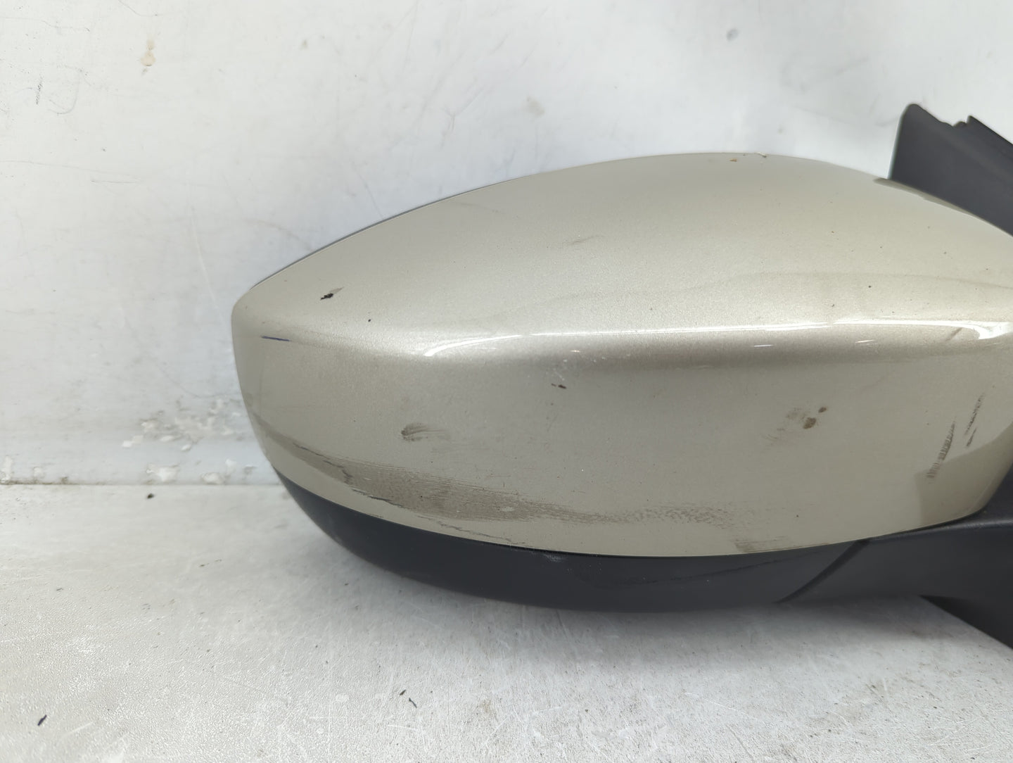 2018 Ford Focus Passenger Side View Mirror - Right Door Mirror OEM Used - Oemusedautoparts1.com
