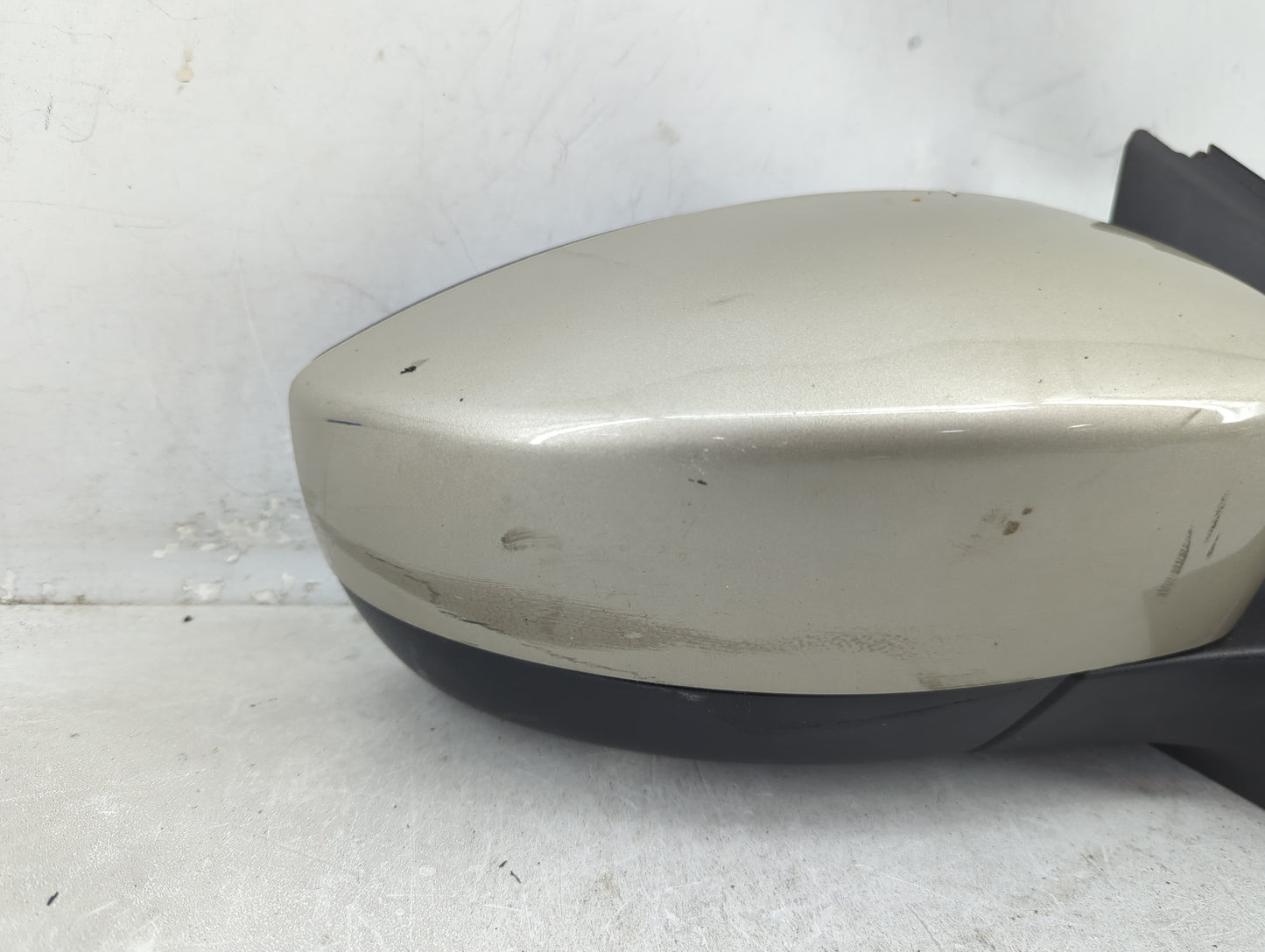 2018 Ford Focus Passenger Side View Mirror - Right Door Mirror OEM Used - Oemusedautoparts1.com