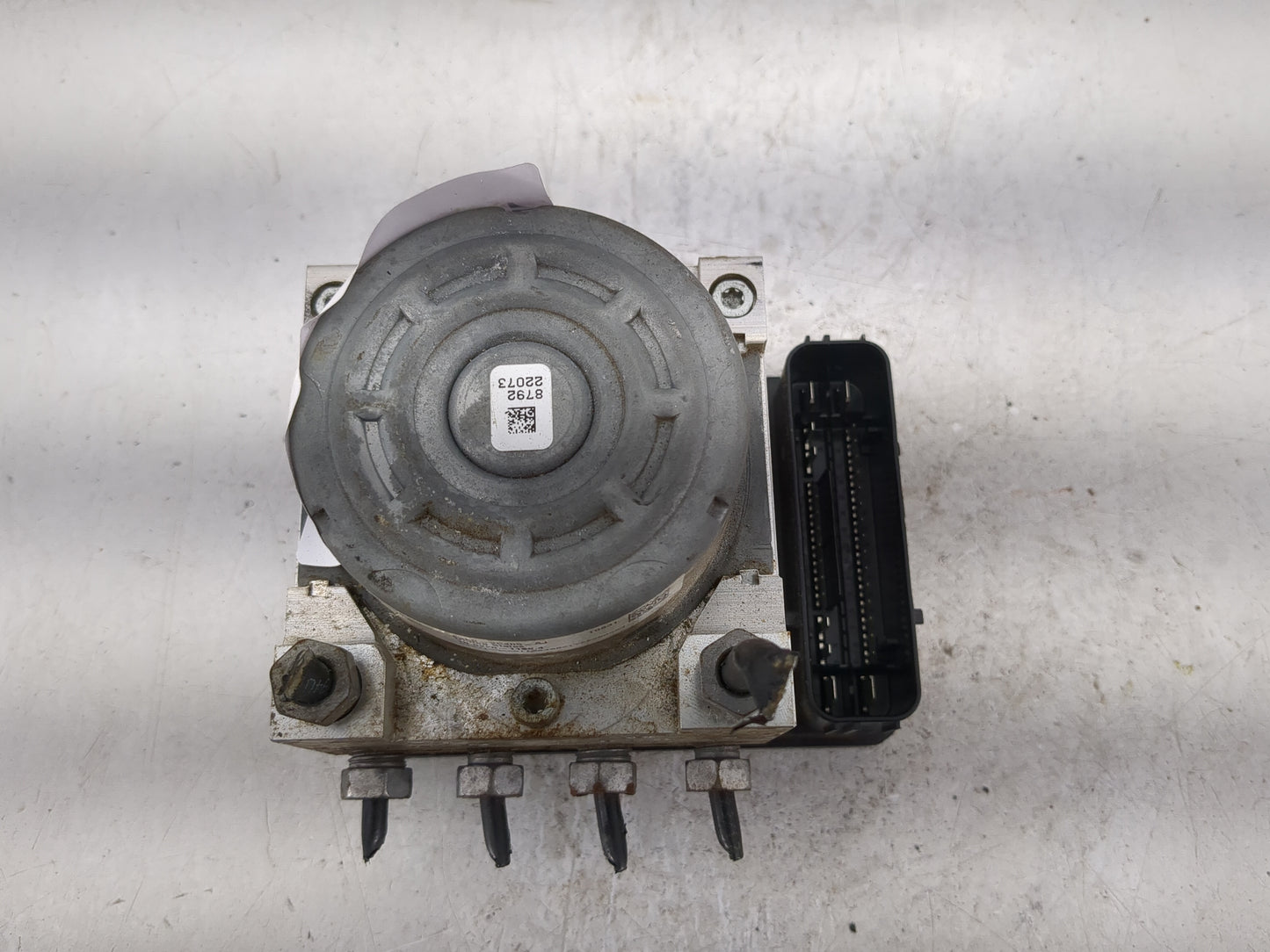 2016-2018 Ford Focus ABS Pump Control Module Replacement P/N:F1FC-2C219-BG Fits Fits 2016 2017 2018 OEM Used Auto Parts - Oe
