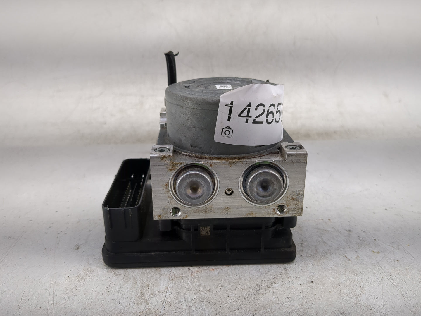 2016-2018 Ford Focus ABS Pump Control Module Replacement P/N:F1FC-2C219-BG Fits Fits 2016 2017 2018 OEM Used Auto Parts - Oe