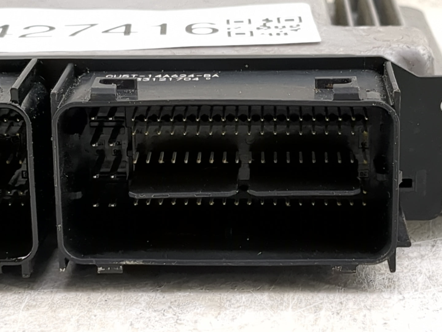 2016-2018 Ford Focus PCM Engine Control Computer ECU ECM PCU OEM P/N:FV6A-12B684-CA Fits Fits 2016 2017 2018 OEM Used Auto P