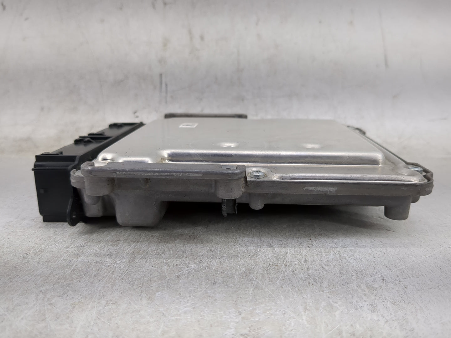 2016-2018 Ford Focus PCM Engine Control Computer ECU ECM PCU OEM P/N:FV6A-12B684-CA Fits Fits 2016 2017 2018 OEM Used Auto P