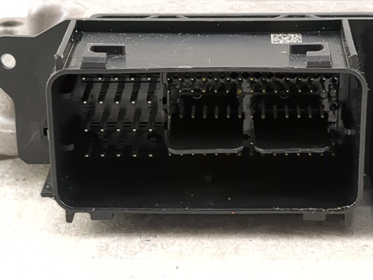 2016-2018 Ford Focus PCM Engine Control Computer ECU ECM PCU OEM P/N:FV6A-12B684-CA Fits Fits 2016 2017 2018 OEM Used Auto P