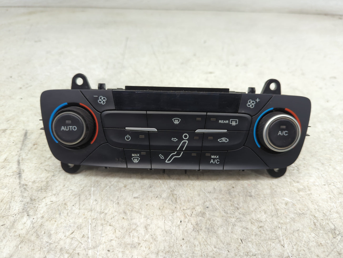 2015-2018 Ford Focus Climate Control Module Temperature AC/Heater Replacement P/N:F1ET-18C612-AJ Fits Fits 2015 2016 2017 20