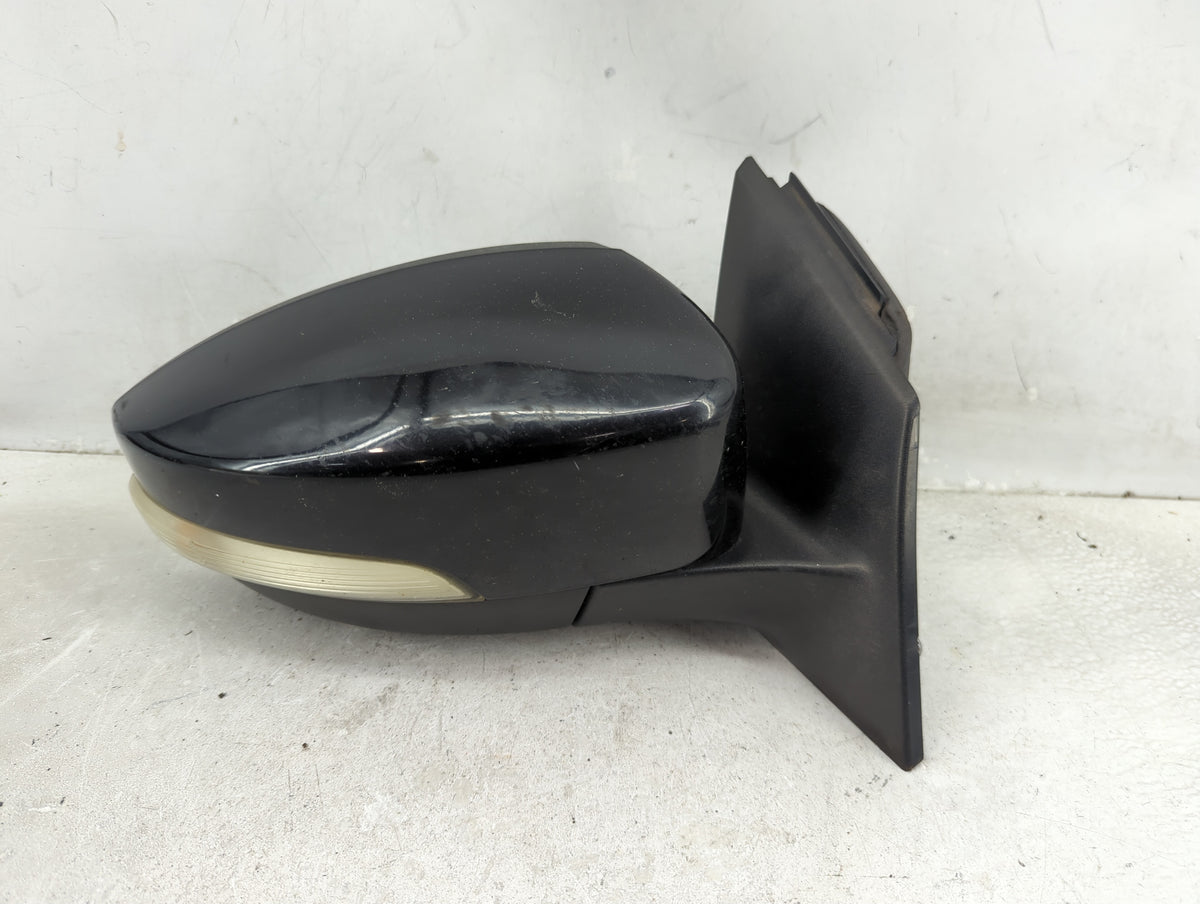 2015-2018 Ford Focus Passenger Side View Mirror - Right Door Mirror OEM Used - Oemusedautoparts1.com