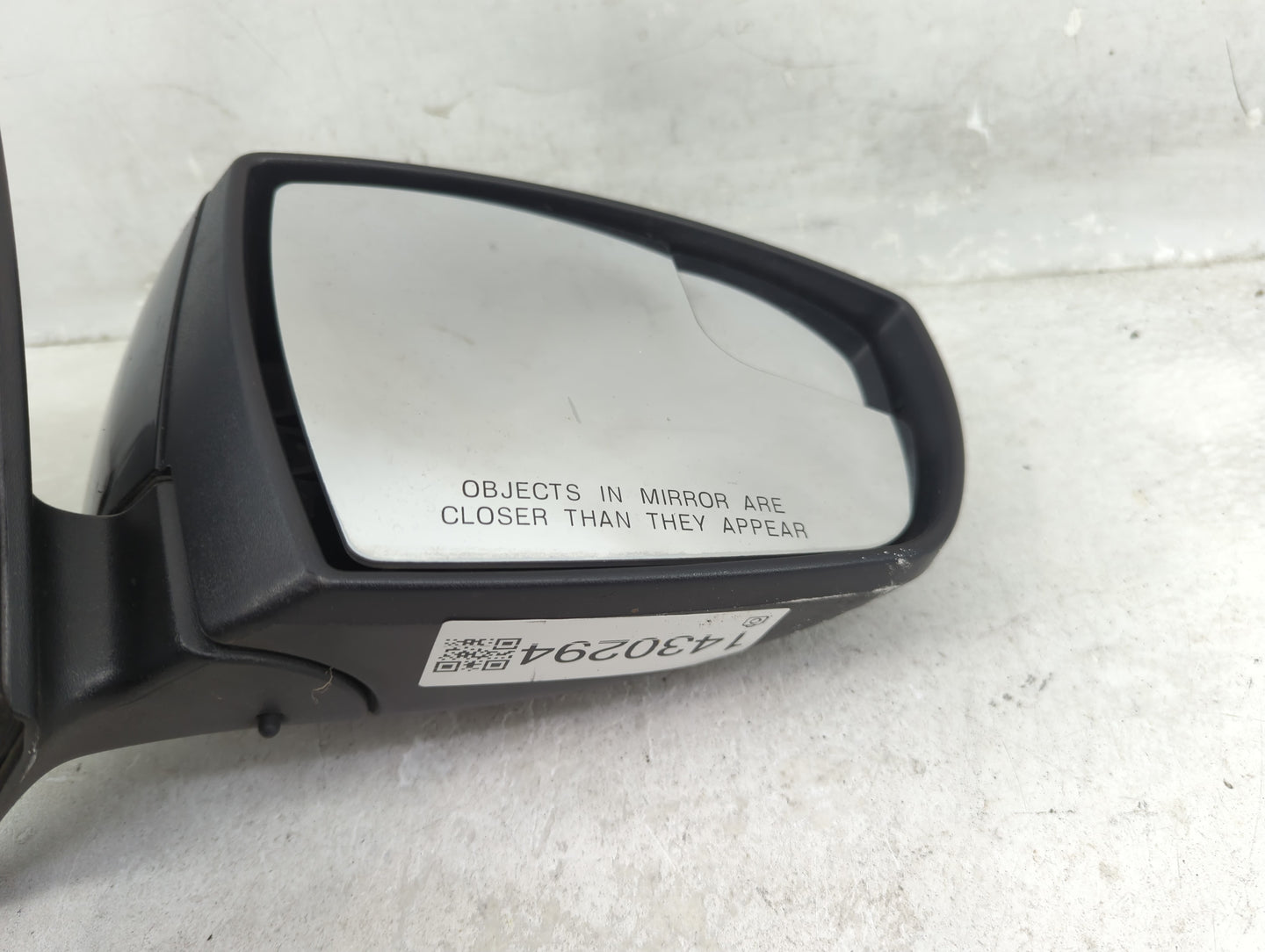 2015-2018 Ford Focus Passenger Side View Mirror - Right Door Mirror OEM Used - Oemusedautoparts1.com