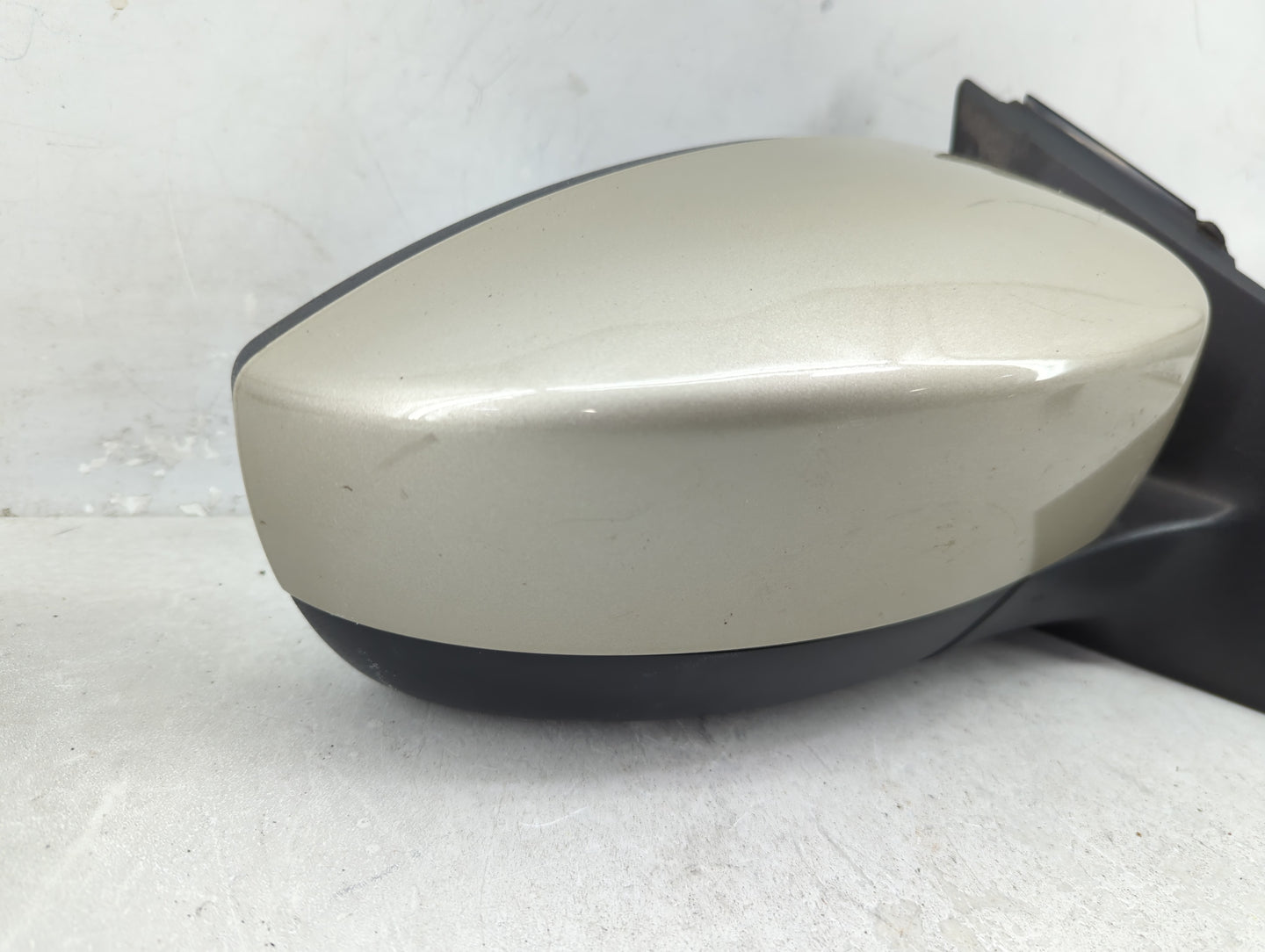 2018 Ford Focus Passenger Side View Mirror - Right Door Mirror OEM Used - Oemusedautoparts1.com