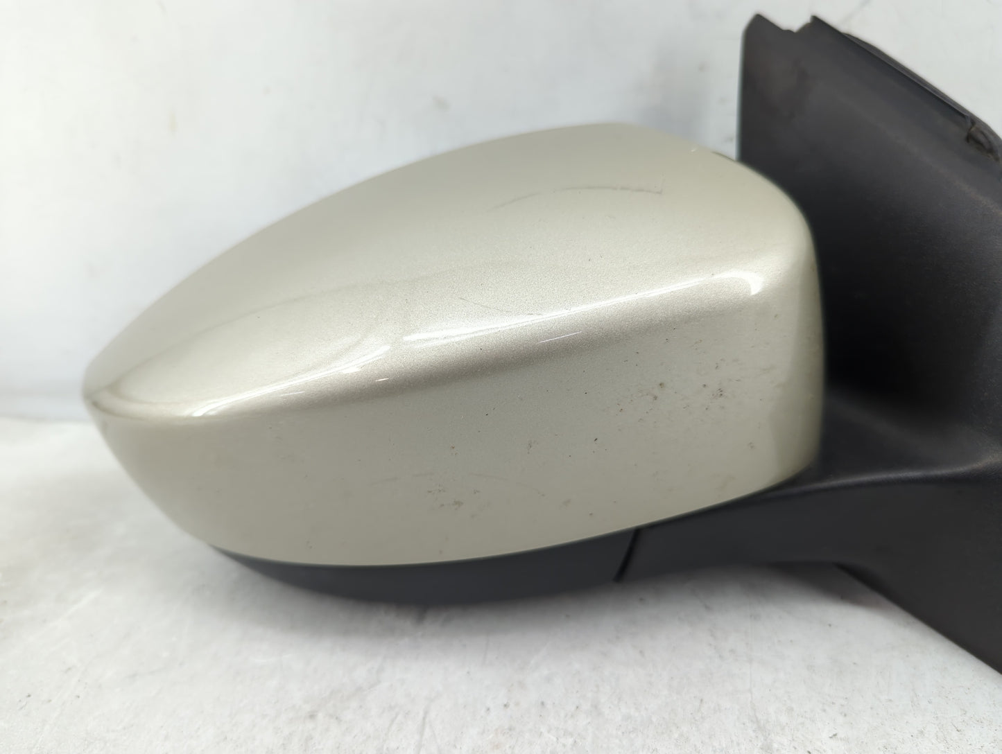 2018 Ford Focus Passenger Side View Mirror - Right Door Mirror OEM Used - Oemusedautoparts1.com