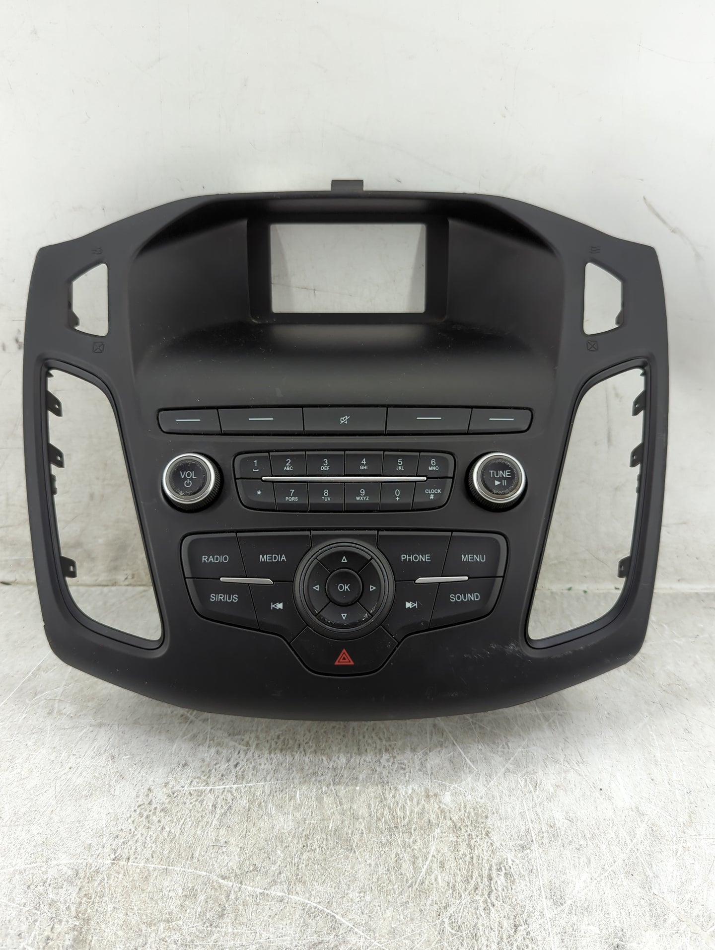 2015-2018 Ford Focus Radio Control Panel Black - Oemusedautoparts1.com