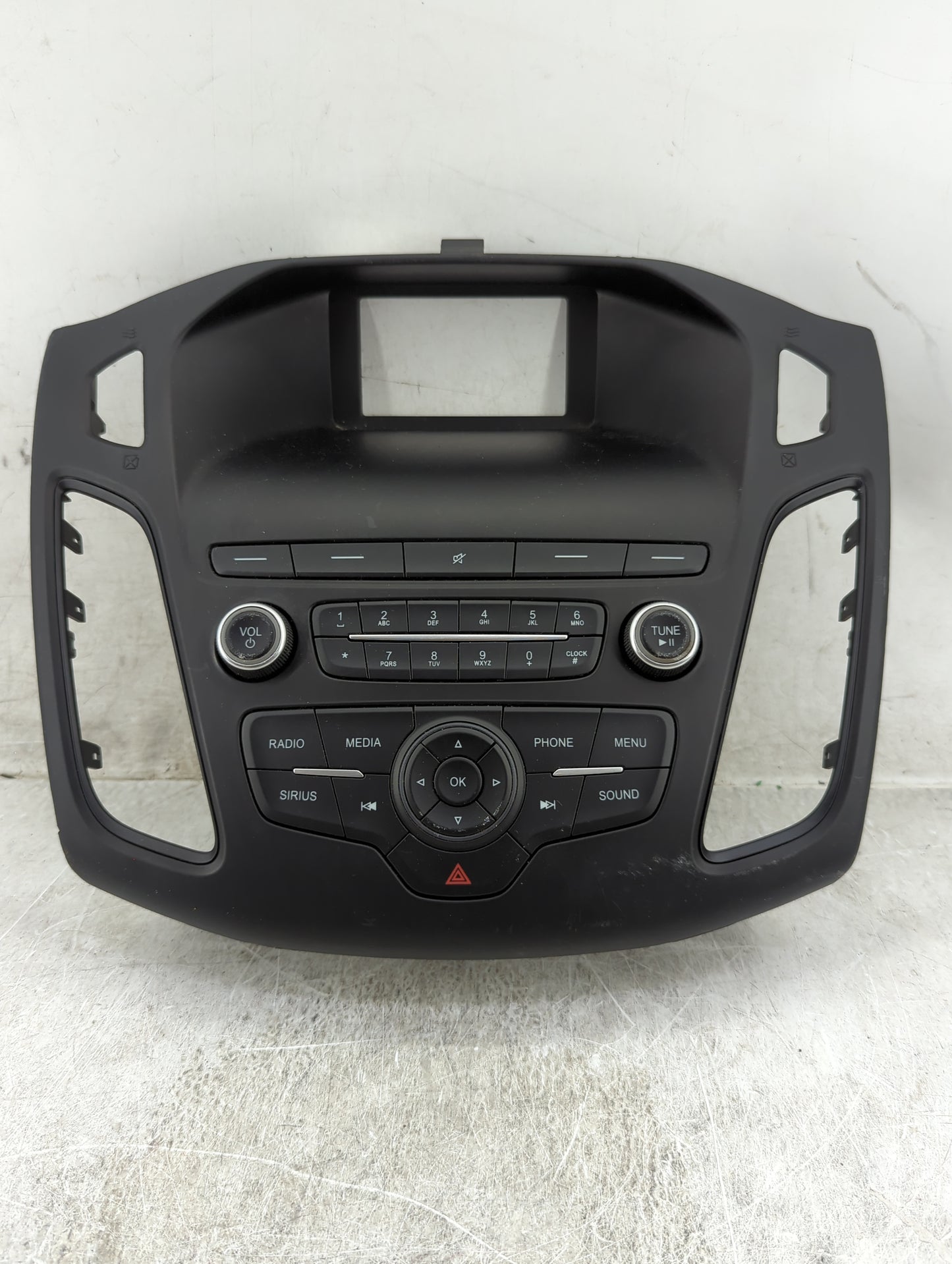 2015-2018 Ford Focus Radio Control Panel Black - Oemusedautoparts1.com