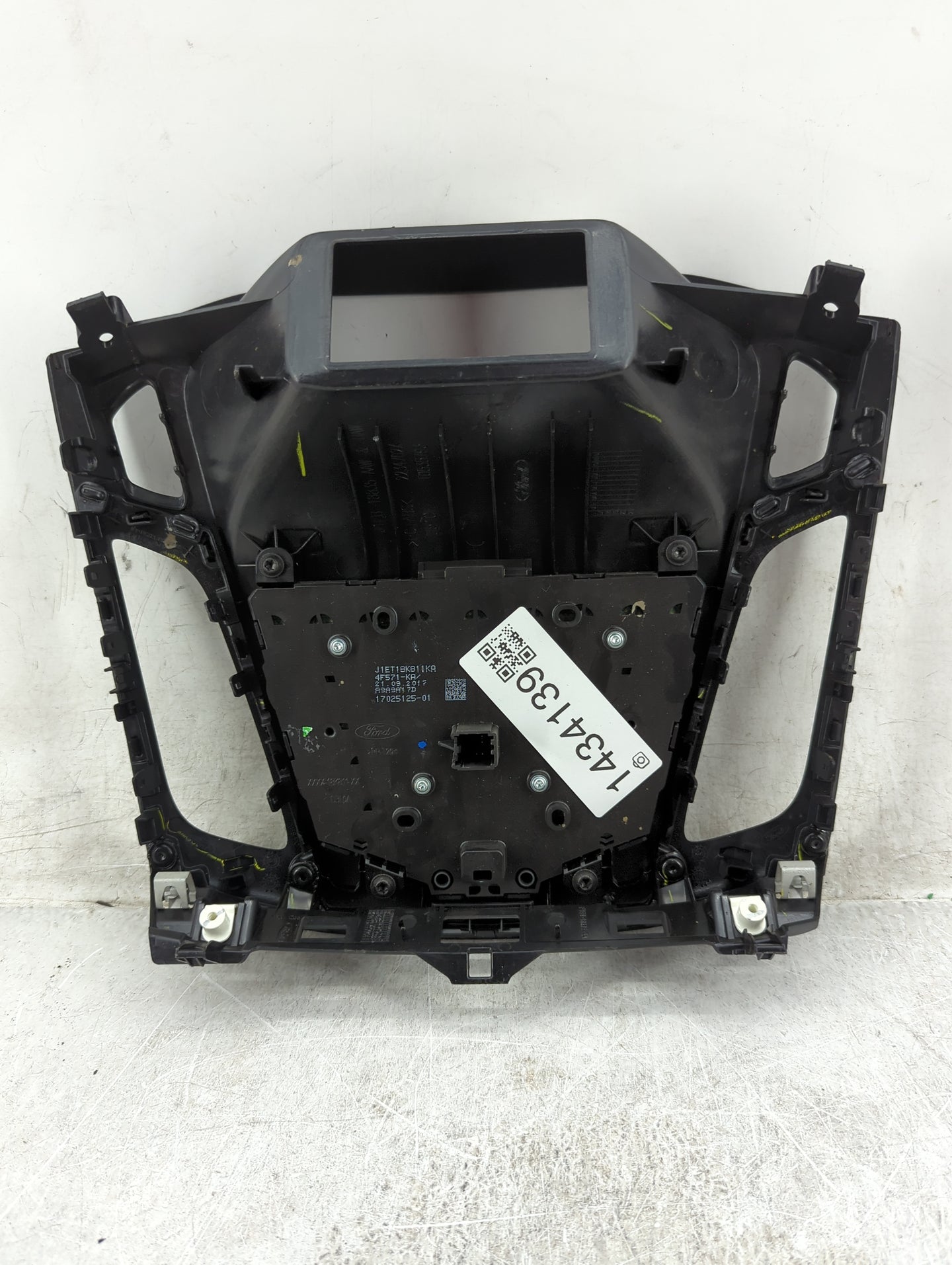2015-2018 Ford Focus Radio Control Panel Black - Oemusedautoparts1.com