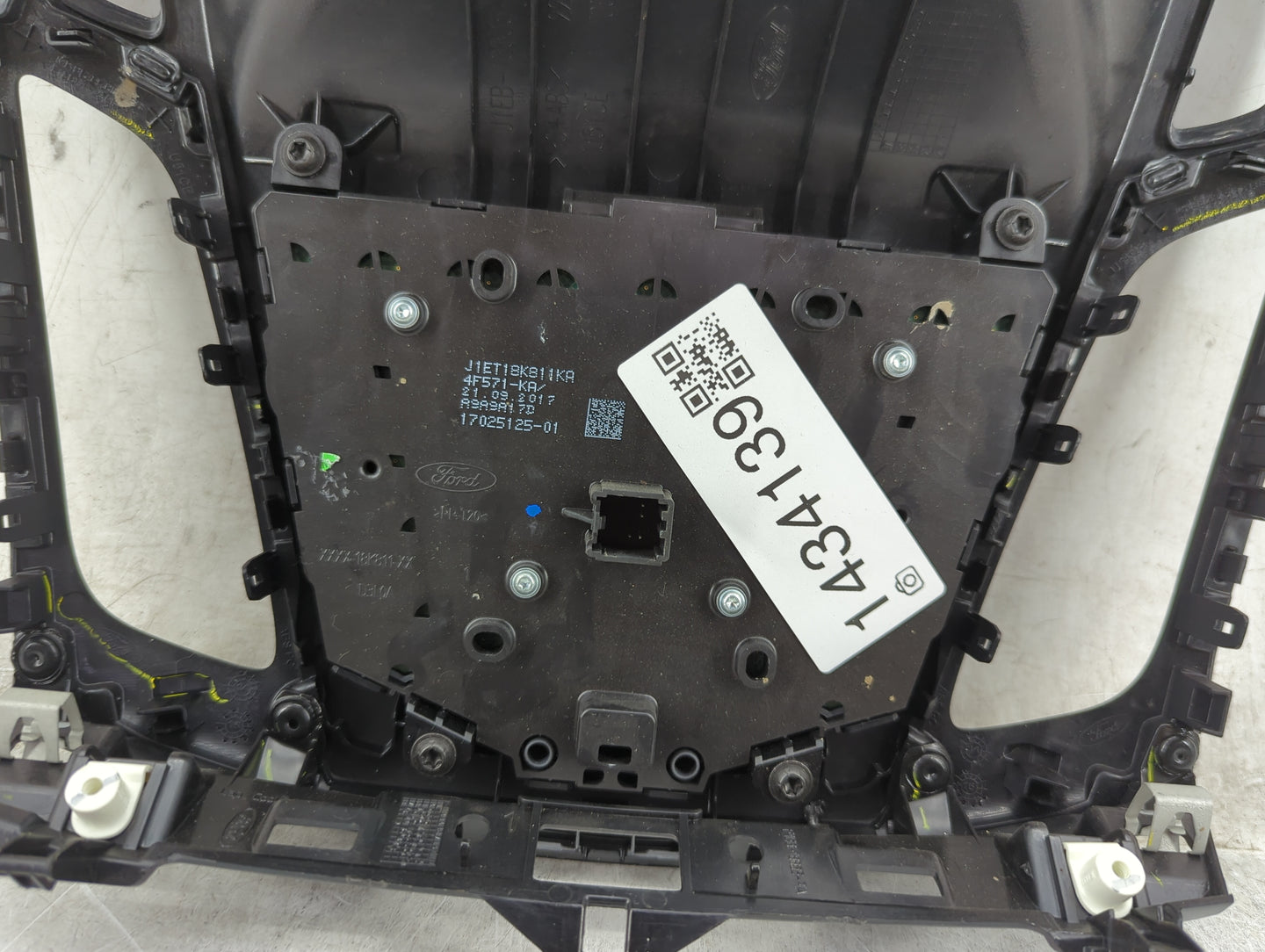2015-2018 Ford Focus Radio Control Panel Black - Oemusedautoparts1.com