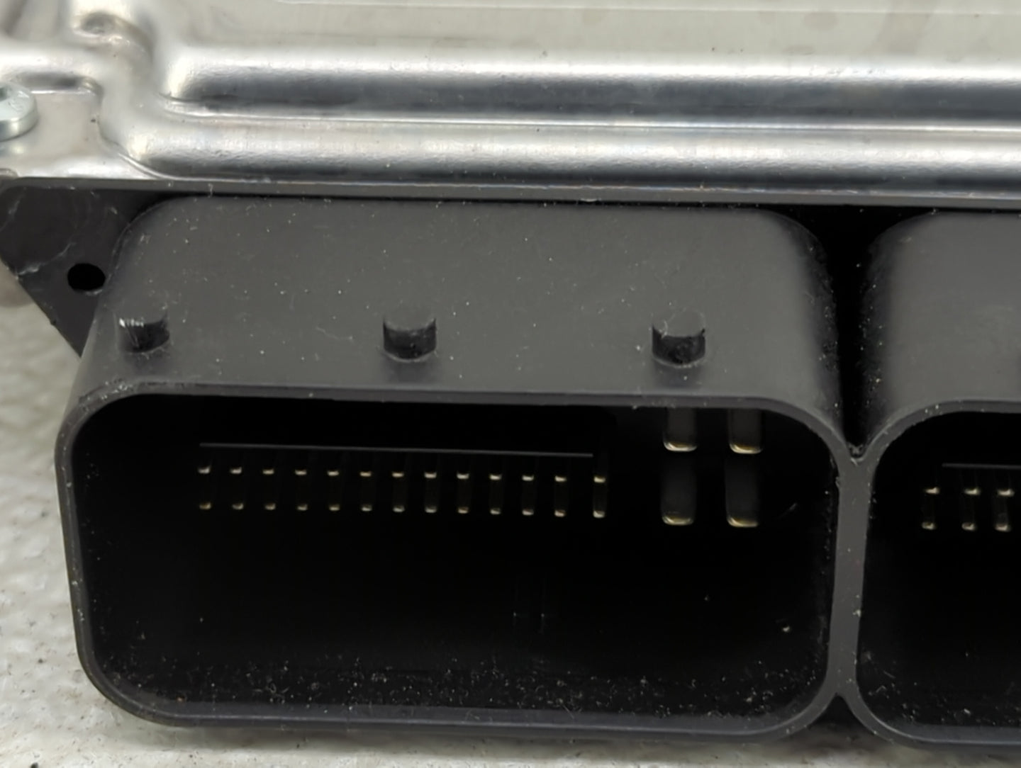 2013-2018 Ford Focus PCM Engine Control Computer ECU ECM PCU OEM P/N:FM5A-12A650-ADB BV61-12B684-BC Fits OEM Used Auto Parts