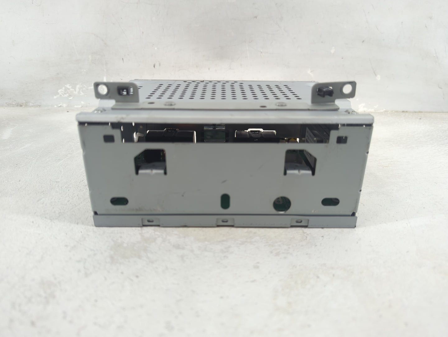 2018 Ford Focus Radio AM FM Cd Player Receiver Replacement P/N:JM5T-18D818-BA Fits OEM Used Auto Parts - Oemusedautoparts1.c