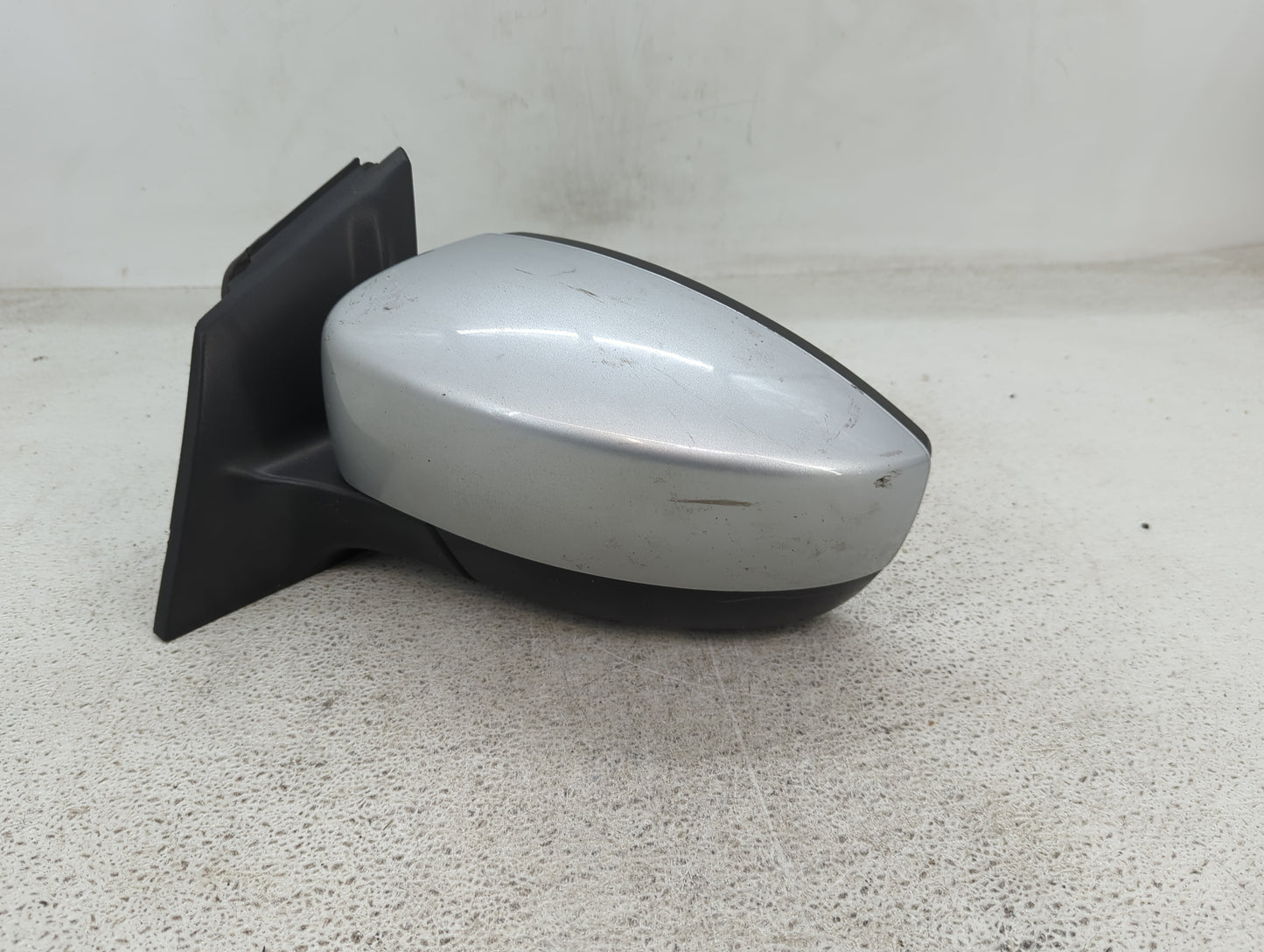 2018 Ford Focus Driver Side View Mirror - Left Door Mirror OEM Used - Oemusedautoparts1.com