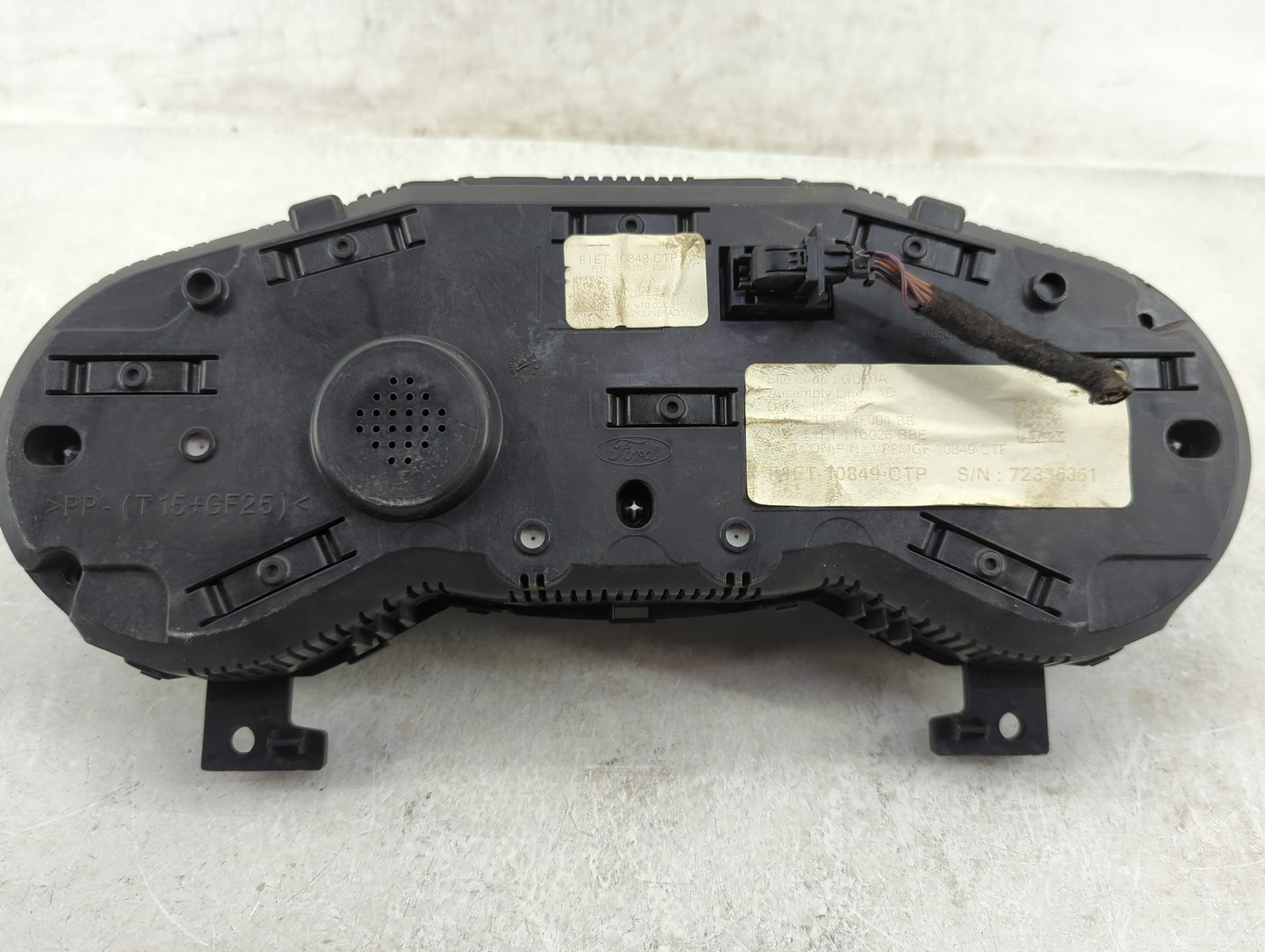 2017-2018 Ford Focus Instrument Cluster Speedometer Gauges P/N:F1ET-10849-CTP 72316361 Fits Fits 2017 2018 OEM Used Auto Par