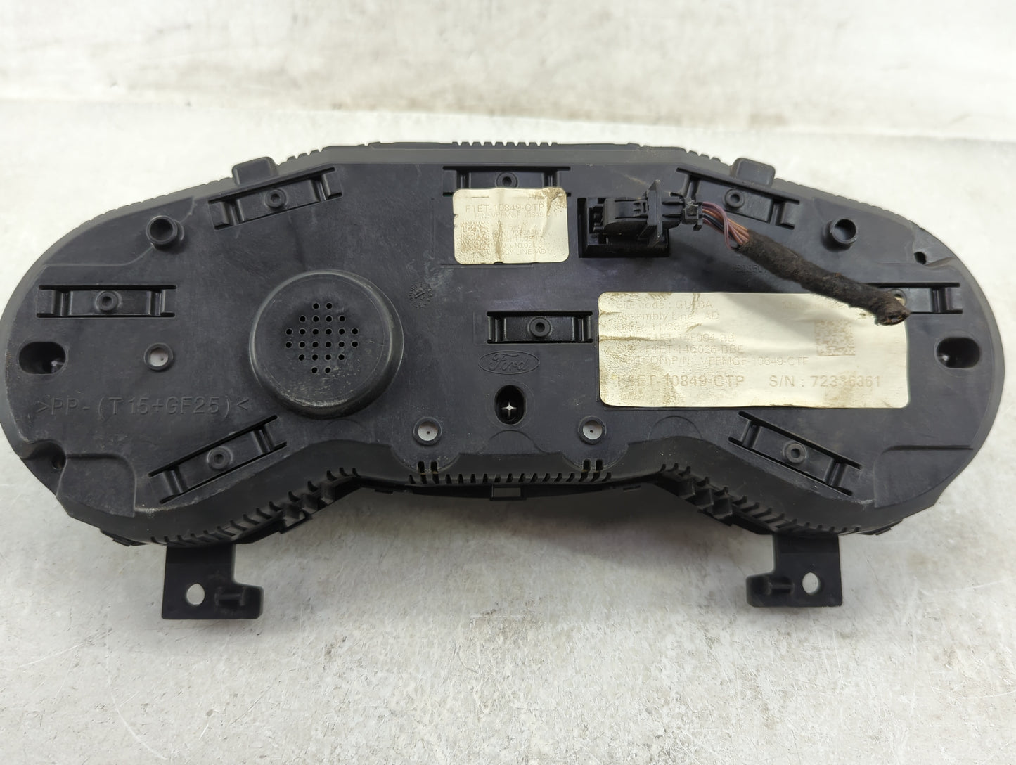 2017-2018 Ford Focus Instrument Cluster Speedometer Gauges P/N:F1ET-10849-CTP 72316361 Fits Fits 2017 2018 OEM Used Auto Par