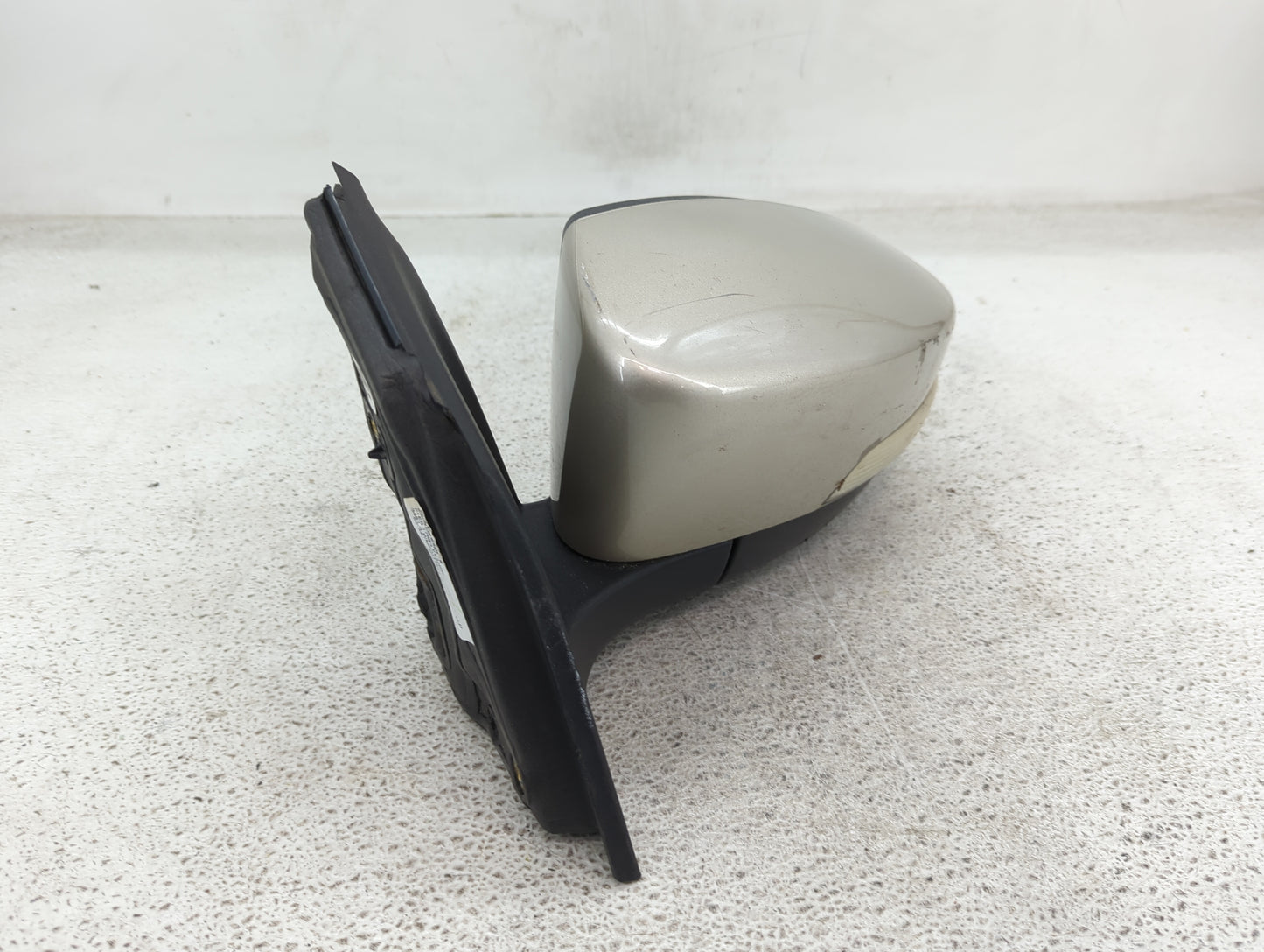 2015-2018 Ford Focus Driver Side View Mirror - Left Door Mirror OEM Used - Oemusedautoparts1.com