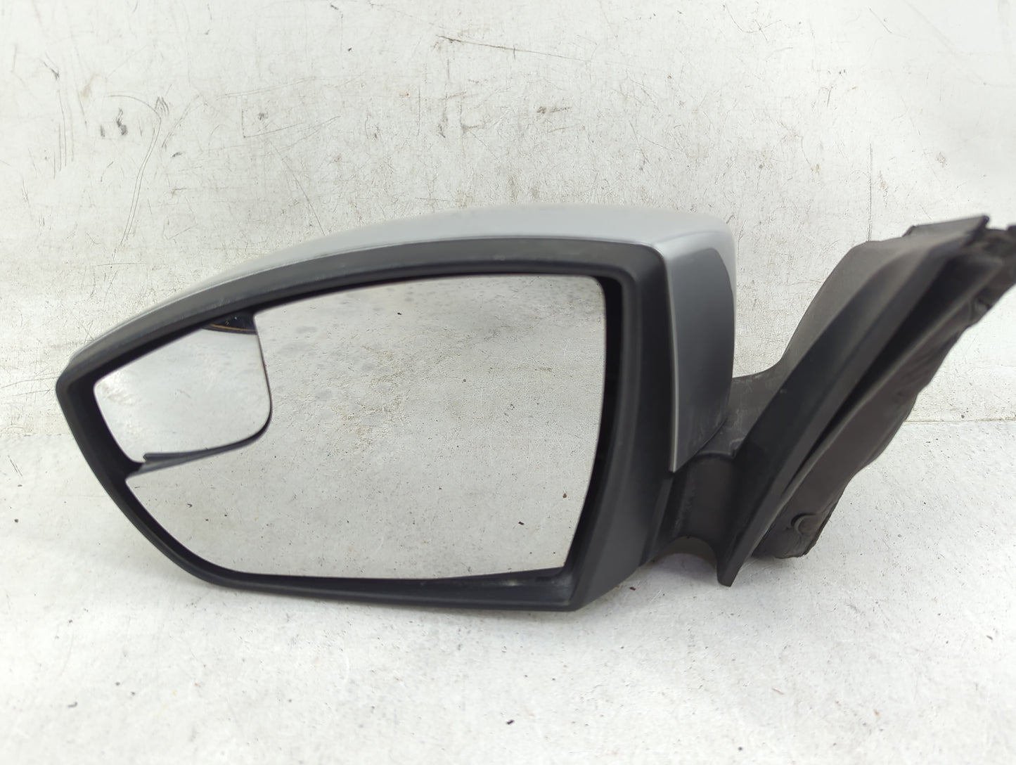 2018 Ford Focus Driver Side View Mirror - Left Door Mirror OEM Used - Oemusedautoparts1.com