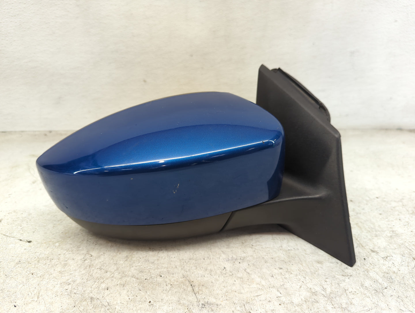 2018 Ford Focus Passenger Side View Mirror - Right Door Mirror OEM Used - Oemusedautoparts1.com