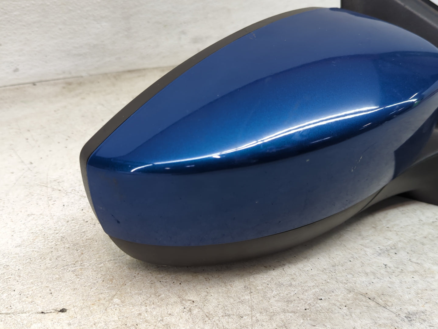 2018 Ford Focus Passenger Side View Mirror - Right Door Mirror OEM Used - Oemusedautoparts1.com