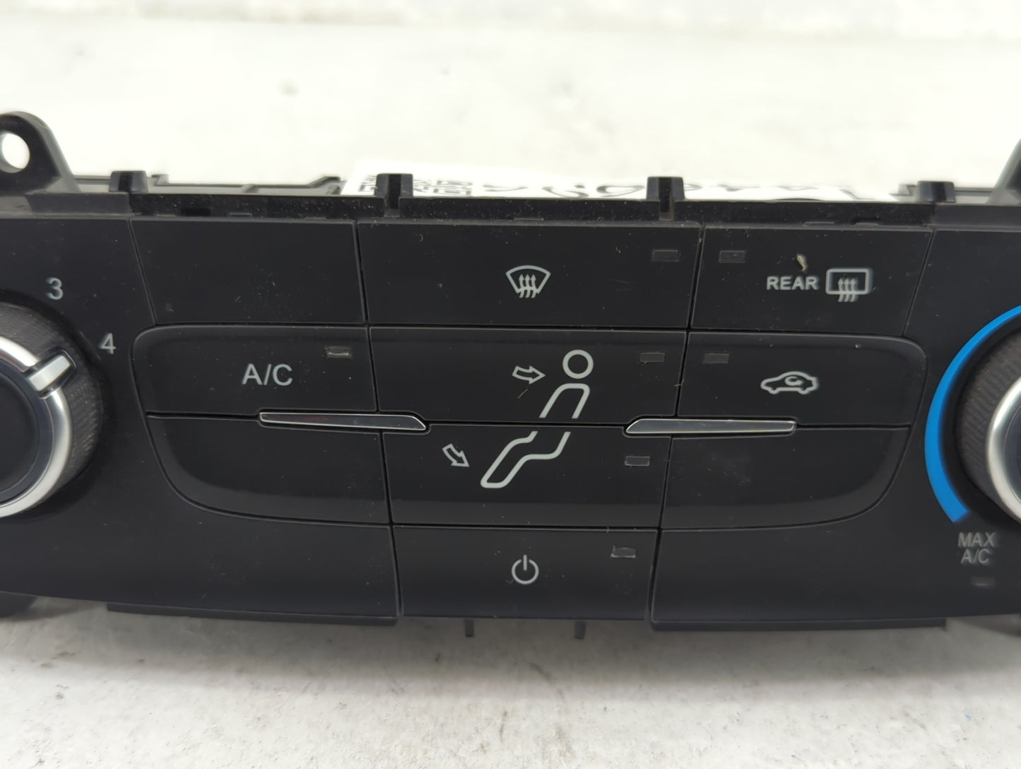2015-2018 Ford Focus Climate Control Module Temperature AC/Heater Replacement P/N:F1ET-19980-JG Fits Fits 2015 2016 2017 201