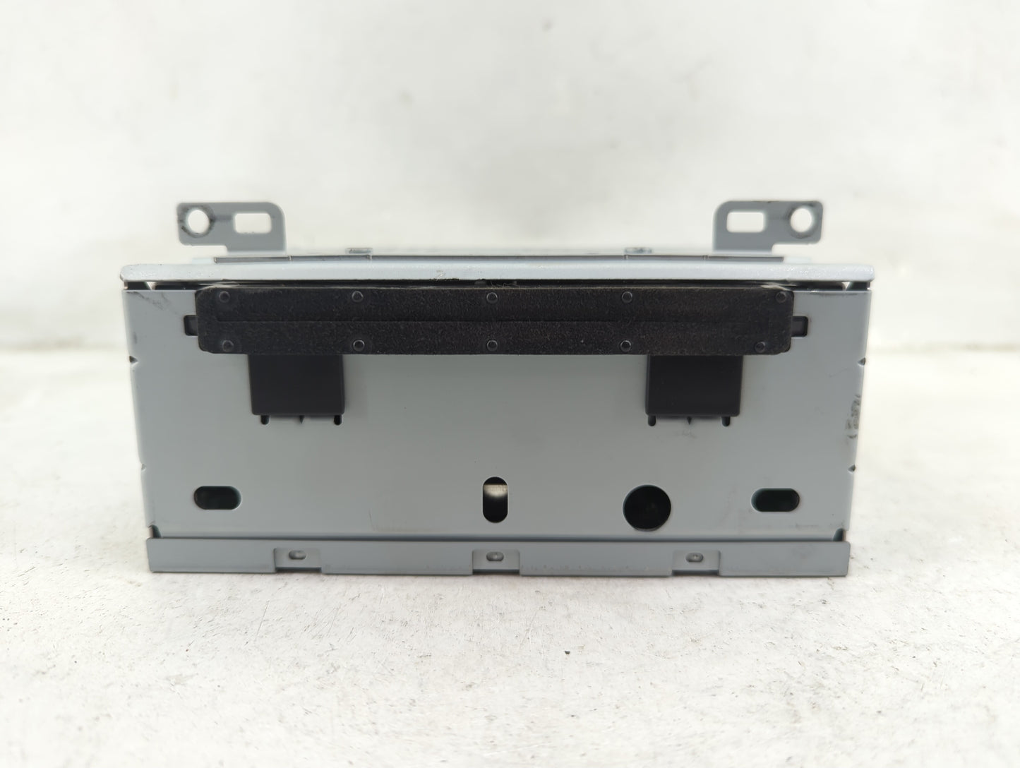 2017-2018 Ford Focus Radio AM FM Cd Player Receiver Replacement P/N:FM5T-19C107-KH Fits Fits 2017 2018 OEM Used Auto Parts -