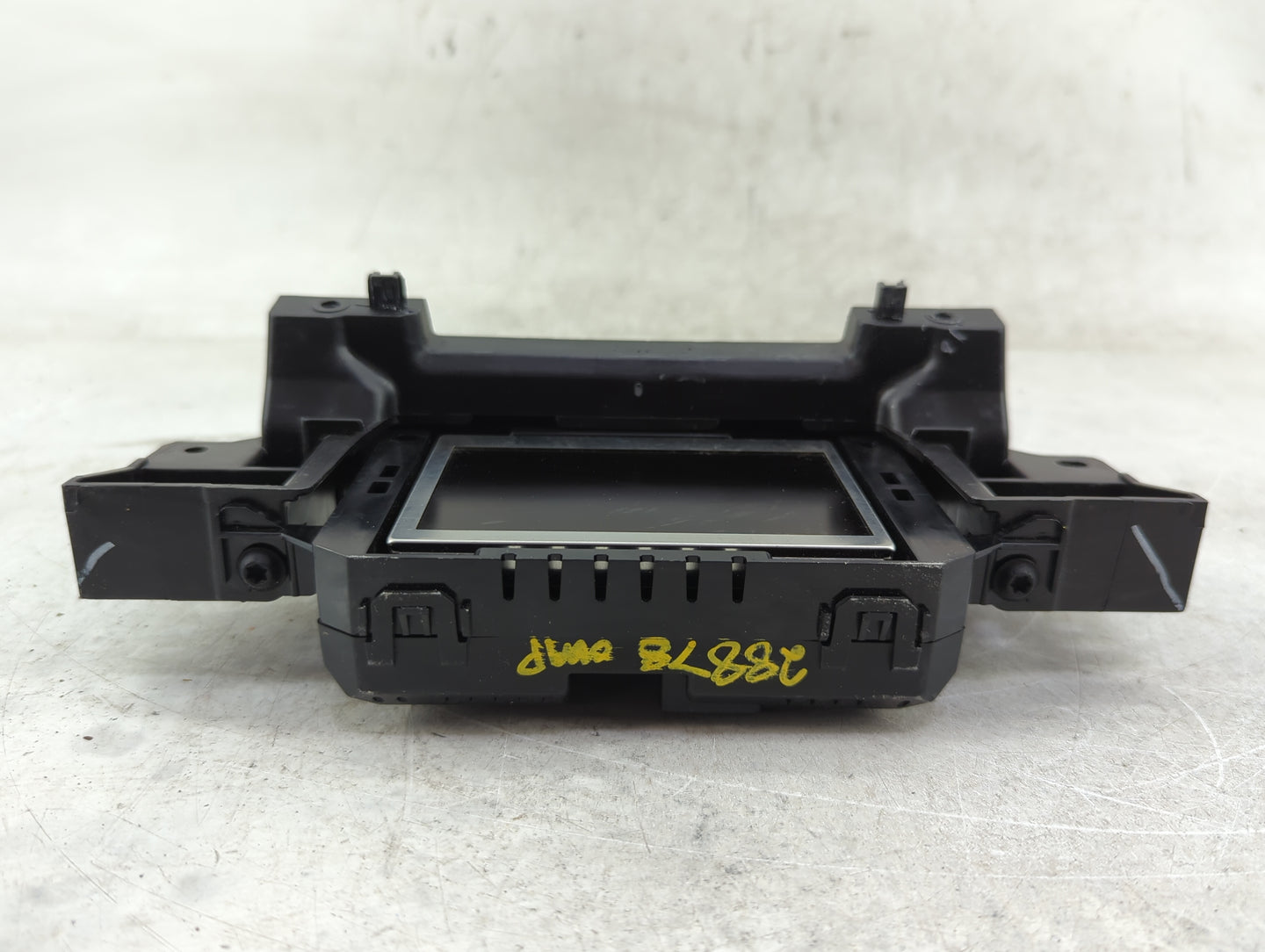 2015-2018 Ford Focus Information Display Screen - Oemusedautoparts1.com