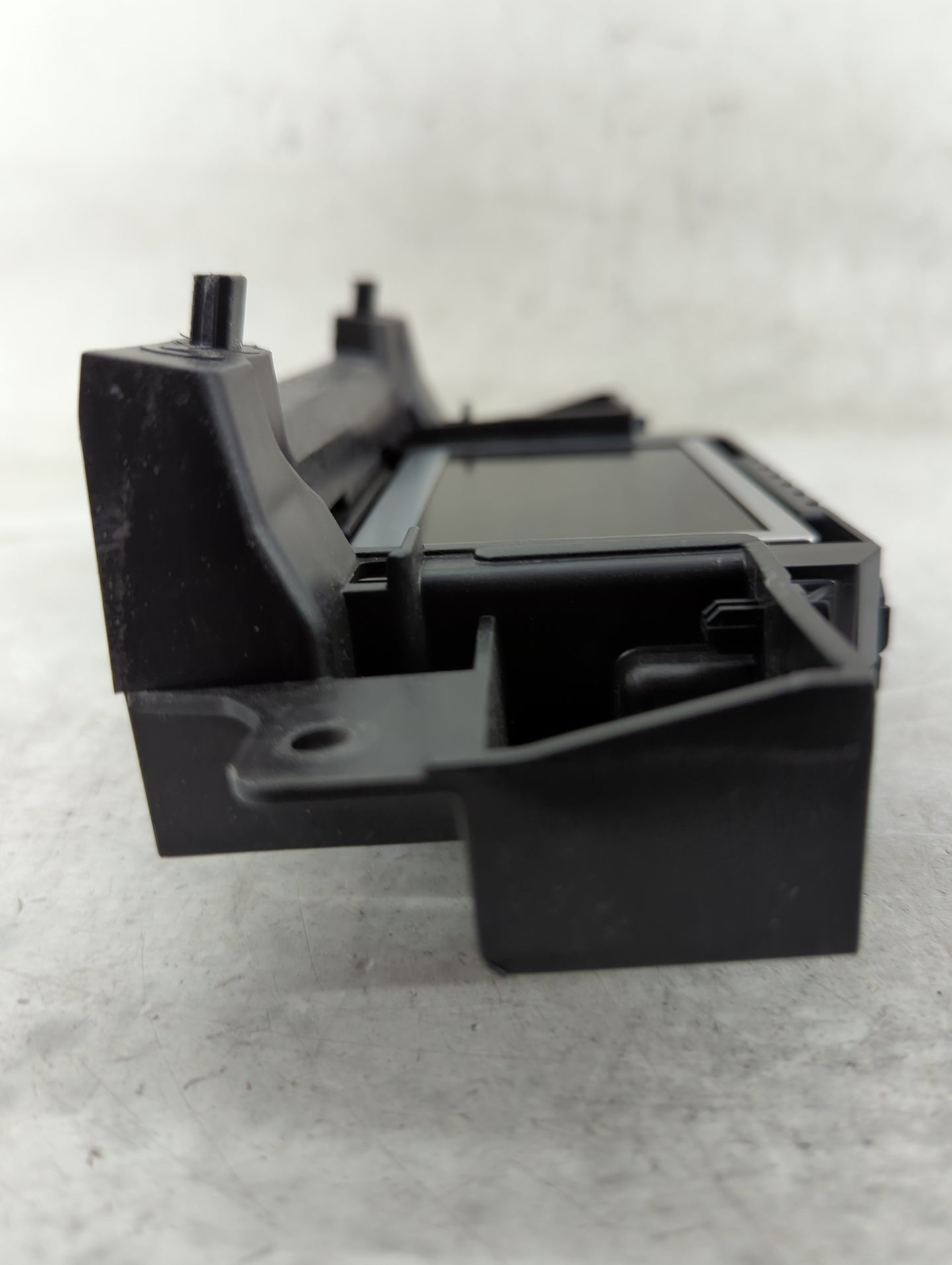 2015-2018 Ford Focus Information Display Screen - Oemusedautoparts1.com