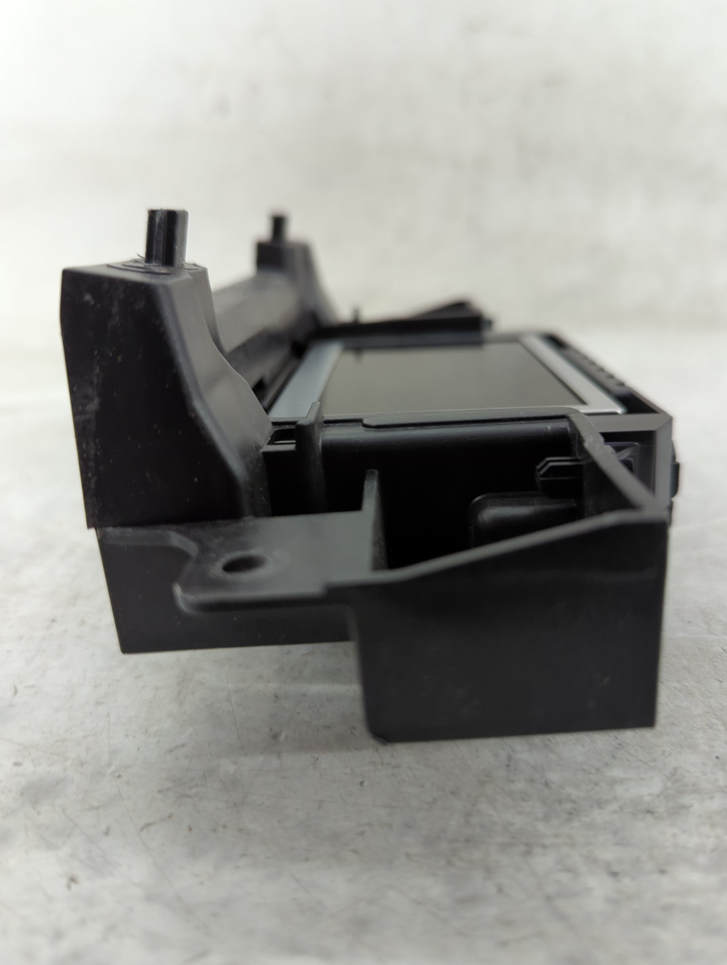 2015-2018 Ford Focus Information Display Screen - Oemusedautoparts1.com