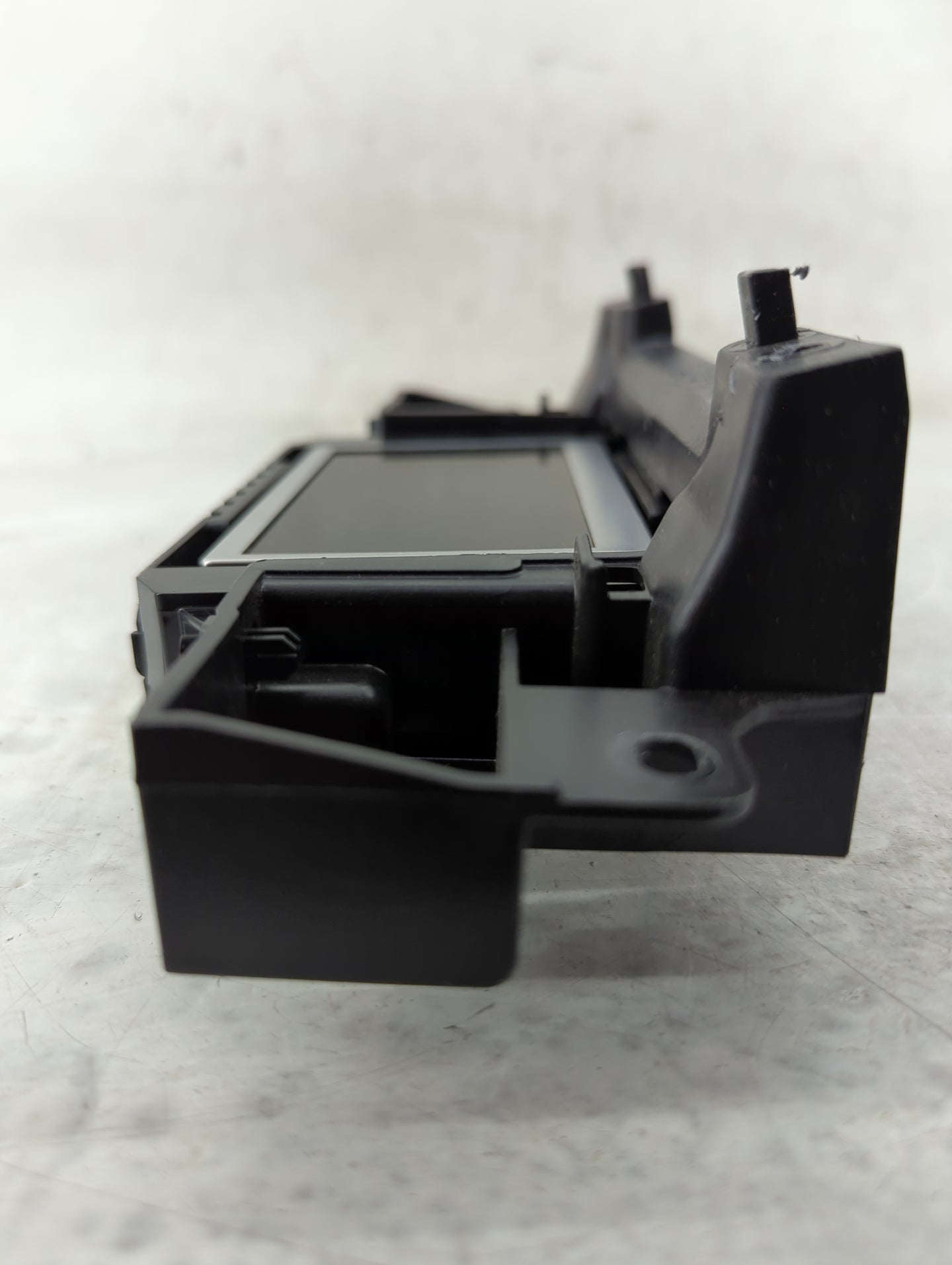 2015-2018 Ford Focus Information Display Screen - Oemusedautoparts1.com